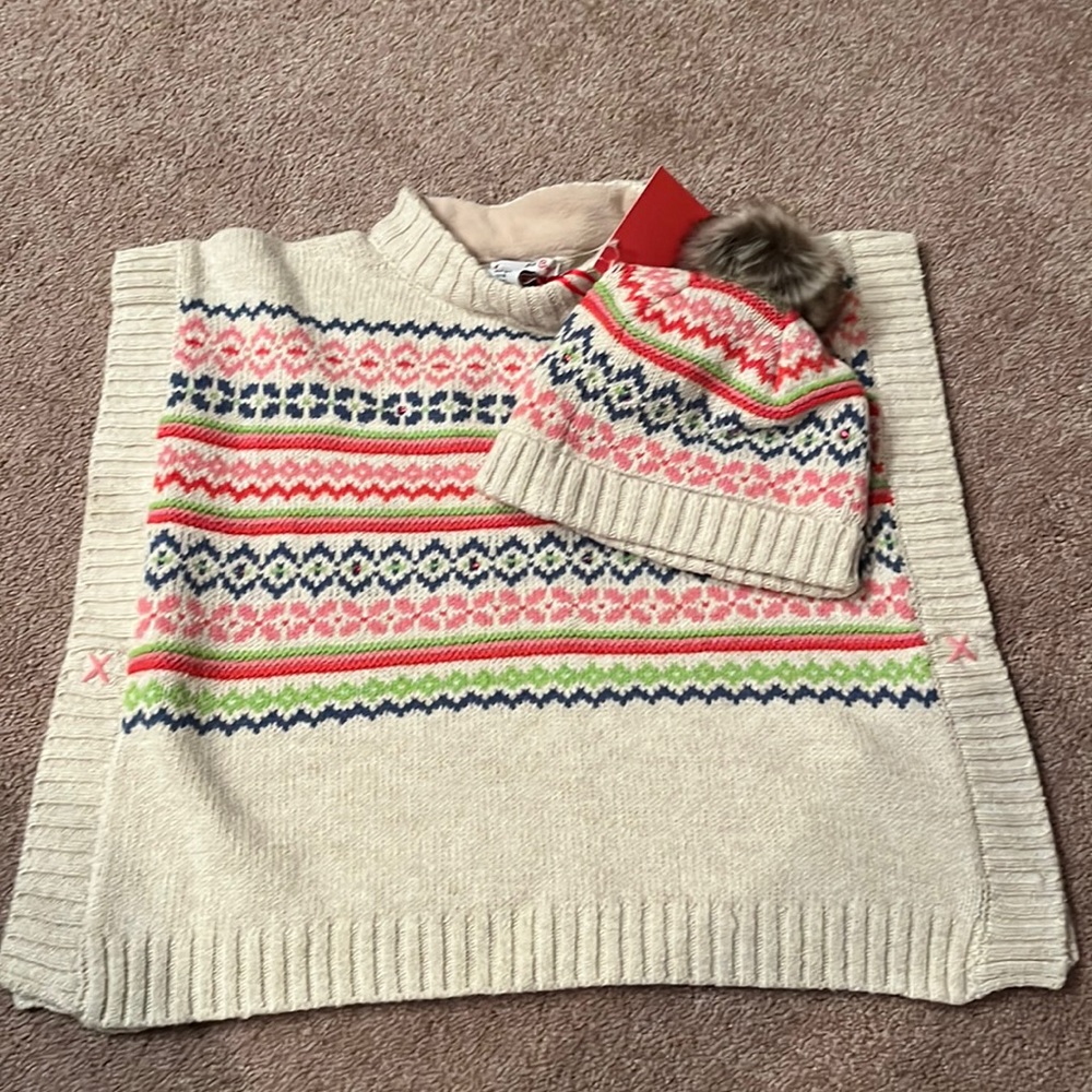 NWT Nula Bug sweater poncho and pom pom hat